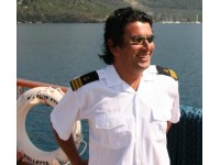 Captain yat ı özgürköse